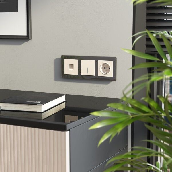 Розетка Ethernet RJ-45 (айвори матовый) Werkel W1181062. Официальный сайт.